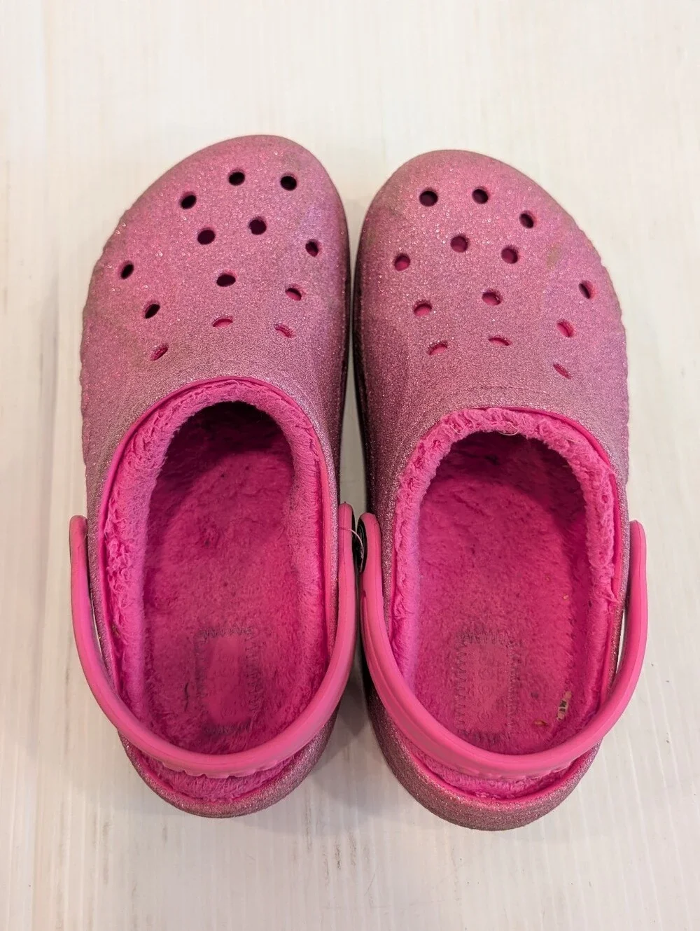 CROCS Girls Pink Glitter Fleece-Lined Clogs Size 3